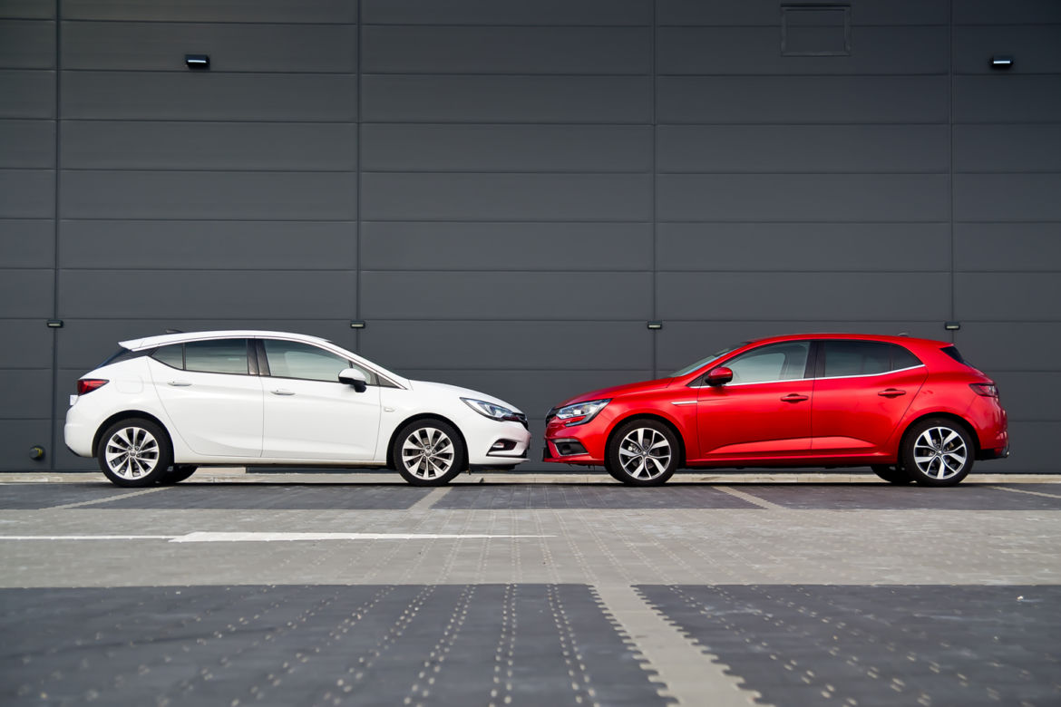 Opel Astra 1.6 CDTi Elite, Renault Megane 1.2 TCe Bose 