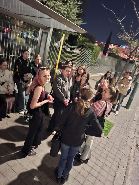 Uczniowie I LO w Ostrzeszowie ferie spędzają ... w Hiszpanii