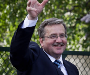 Bronisław Komorowski. Maturę zdałem na tróję bo pomogły nauczycielki
