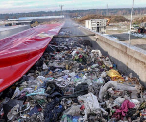 Mafia śmieciowa rozbita na Pomorzu! Działali pod osłoną nocy przy budowie S6