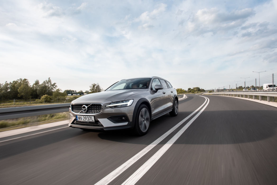 Volvo V60 D4 AWD Cross Country Pro