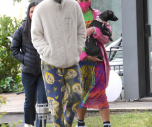 Dua Lipa i Anwar Hadid oglądają dom