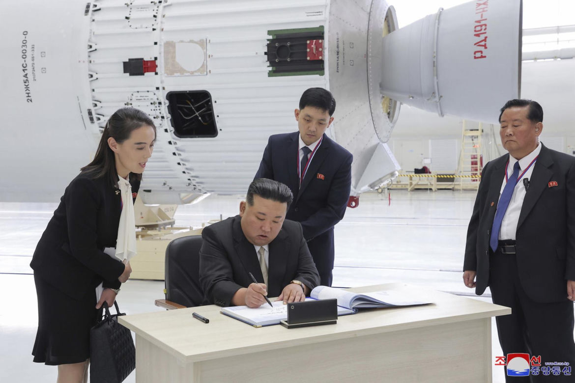 Kim Dzong Un chwali się bogactwem! W kraju głód, dyktator z rodziną żyją w luksusie
