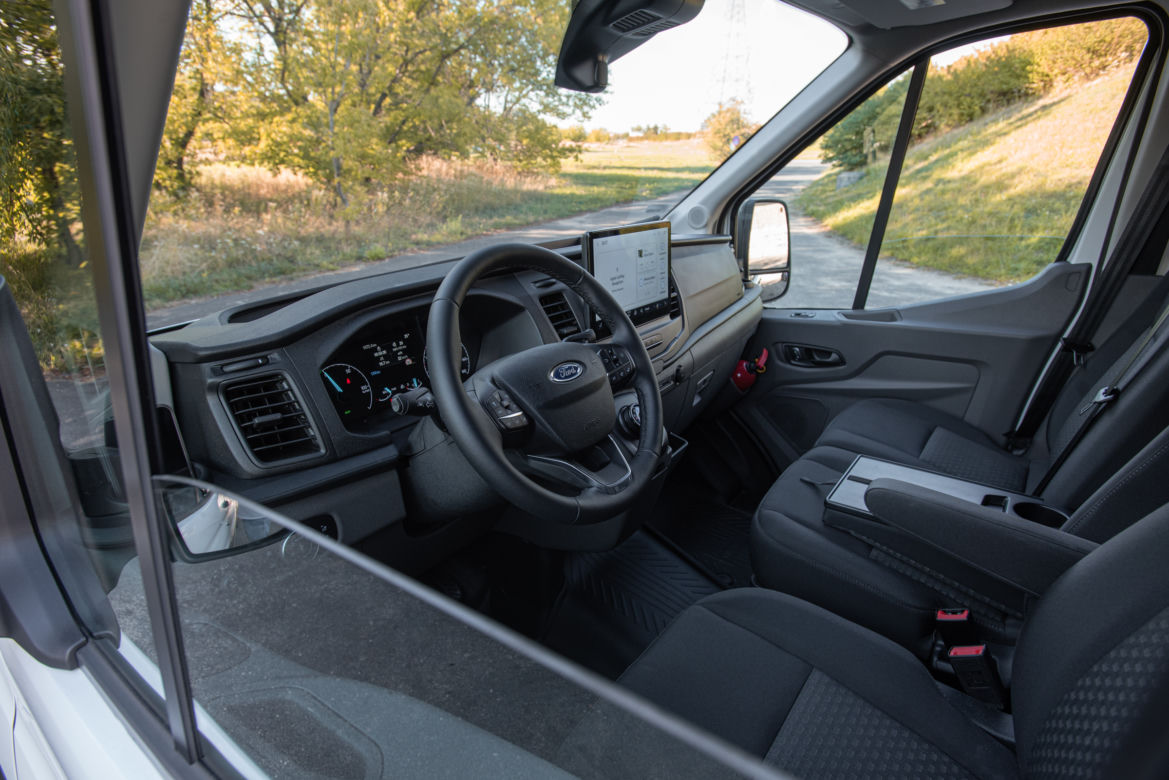 Ford e-Transit L3H2