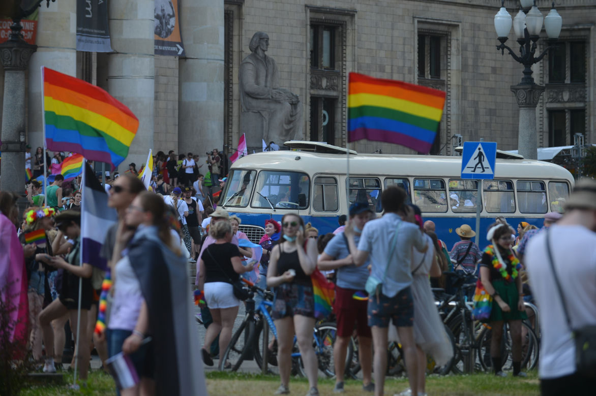 Zobaczcie pozostałe zdjęcia z Parady Równości - przesuń z prawej do lewej, by przejść dalej