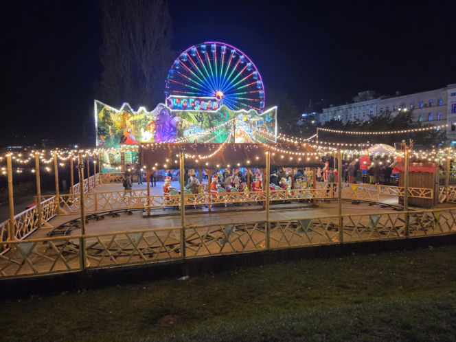 Miasto rozbłysło świąteczną magią! Tłumy na wielkim otwarciu Bydgoskiego Jarmarku Świątecznego