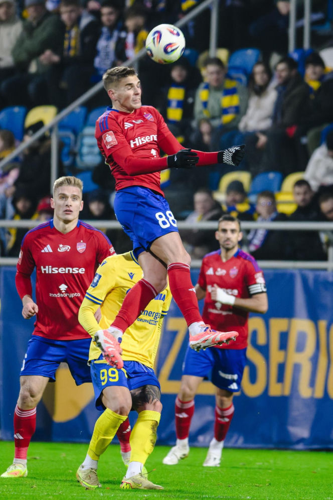 Mecz Ekstraklasy Arka Gdynia - Raków Częstochowa