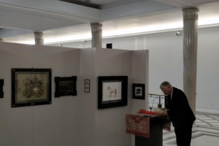 Suski i jego galeria obrazów.