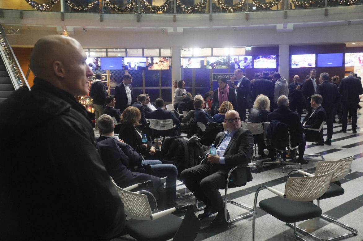 Politycy PiS w TVP. Tak bronią mediów