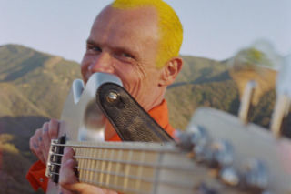 Flea (Red Hot Chili Peppers) wspomina swoje nastoletnie lata spędzone z Anthonym Kiedisem. Byliśmy wolni i nieokiełznani