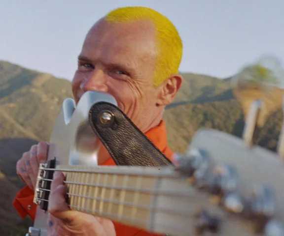 Flea wydał jazzowy, solowy singiel! To oficjalna zapowiedź autorskiego albumu basisty Red Hot Chili Peppers