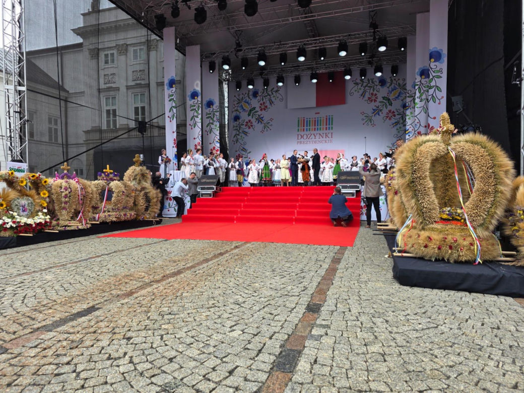 Dożynki prezydenckie 2025 w Warszawie. Zdjęcia Koła Gospodyń Wiejskich w Puszynie, gmina Korfantów