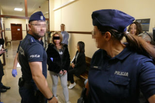 Groziła taksówkarzowi nożem. 32-latka z Łodzi skazana
