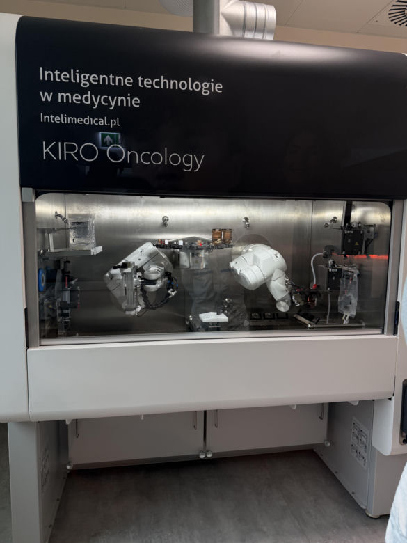 Rewolucja w krakowskim szpitalu. Roboty zaczęły produkować leki