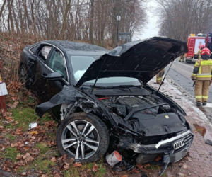 Wypadek w Ambrożowie. Ranna kobieta zabrana do szpitala