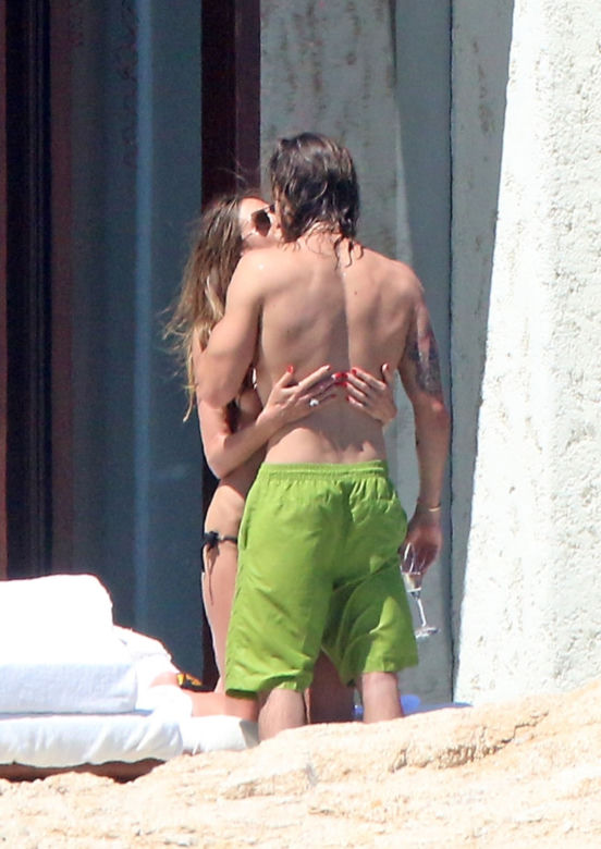 Tom Kaulitz i Heidi Klum topless
