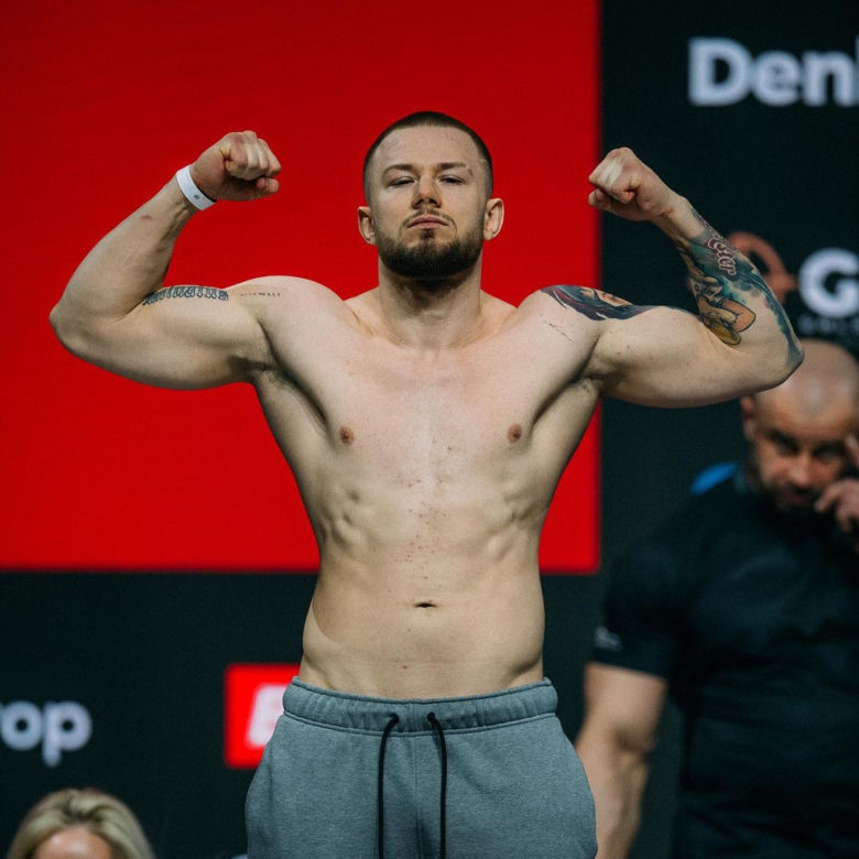 FAME MMA 13