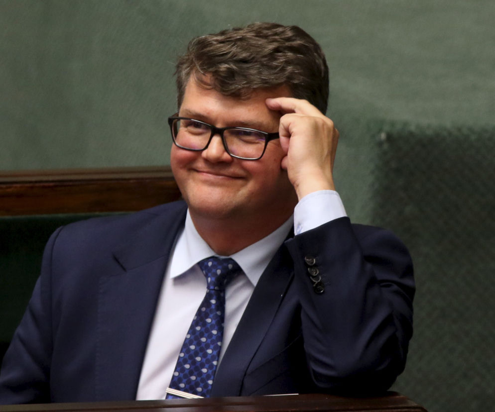 Wąsik, wytłumacz się z tych zdjęć
