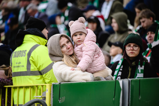 Lechia Gdańsk - Raków Częstochowa; Zdjęcia kibiców z meczu 30. kolejki PKO BP Ekstraklasy