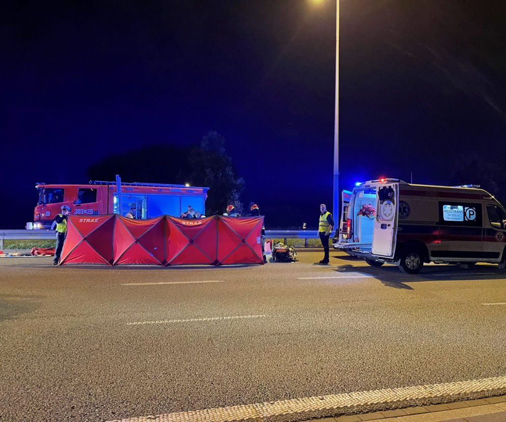 Reanimacja dostawcy pizzy. Krew na trasie Siekierkowskiej 