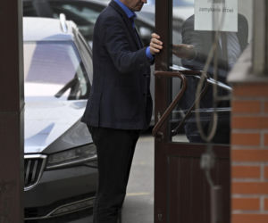 Morawiecki pod specjalnym nadzorem