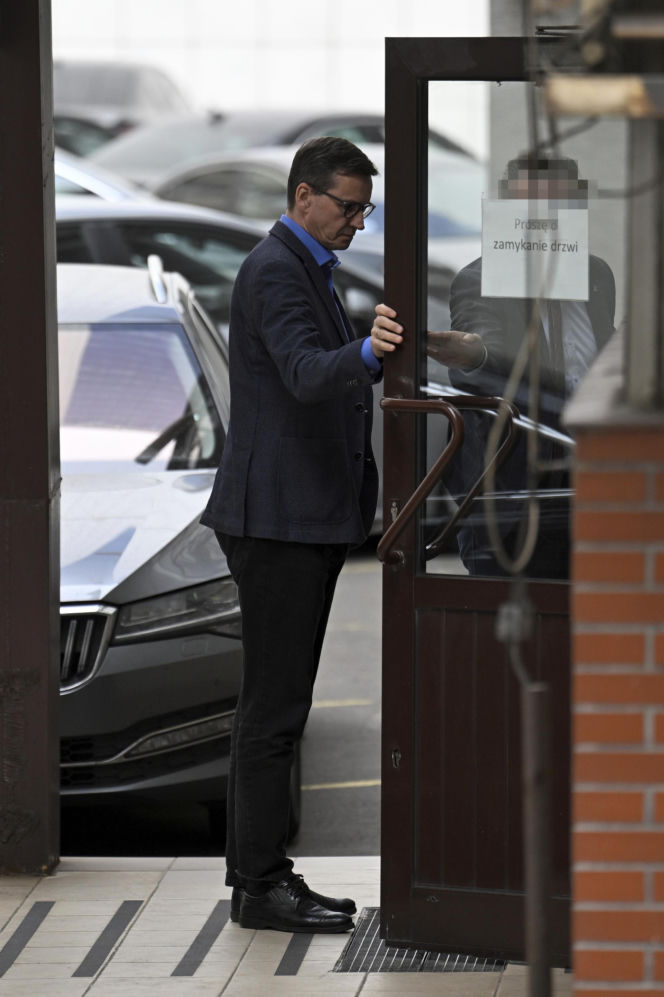 Morawiecki pod specjalnym nadzorem