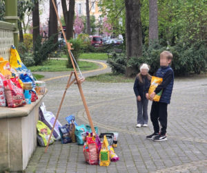 Po śmierci Łukasza Litewki zamiast zniczy przynieśli coś, czego nikt się nie spodziewał. Wzruszający gest mieszkańców