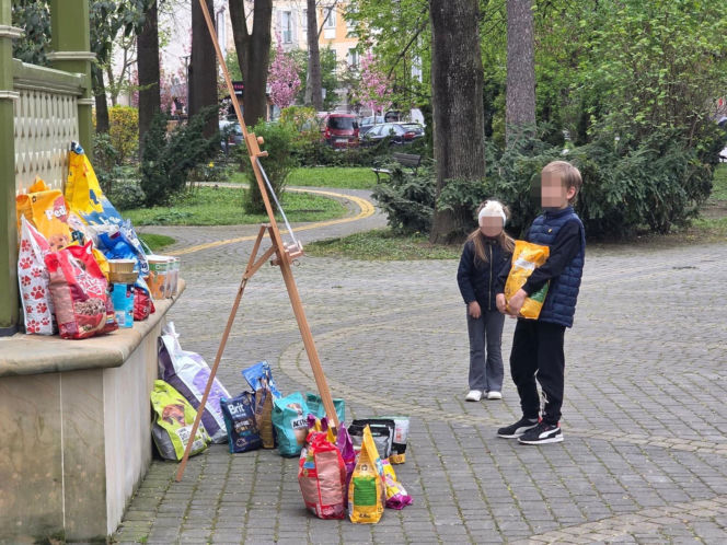 Po śmierci Łukasza Litewki zamiast zniczy przynieśli coś, czego nikt się nie spodziewał. Wzruszający gest mieszkańców