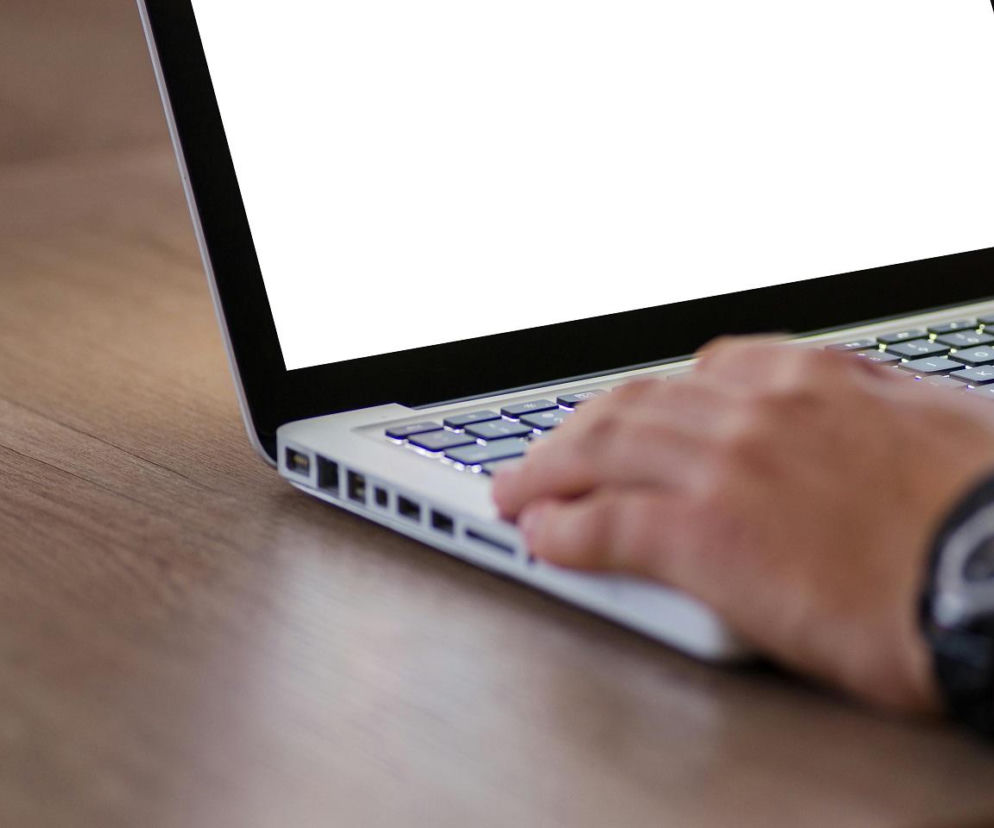 Oszuści znów w natarciu, mężczyzna stracił pieniądze 