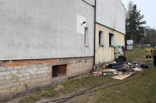 Tragedia w Wielkopolsce. 3-letnia Lena i 1,5-roczny Leon zginęli w pożarze. Ich matka zdołała uciec