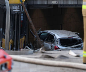 Autobus miejski wjechał w przejście podziemne przy Dworcu Zachodnim