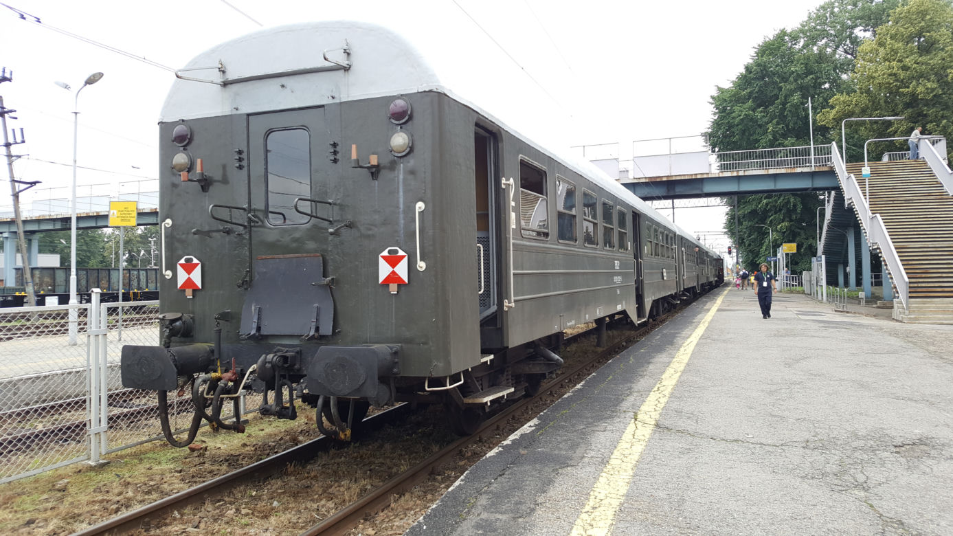 Pociąg retro pojechał z Nowego Sącza do Chabówki