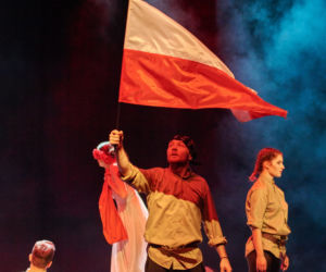 Taneczna lekcja historii w Teatrze Muzycznym. Spektakl UDS