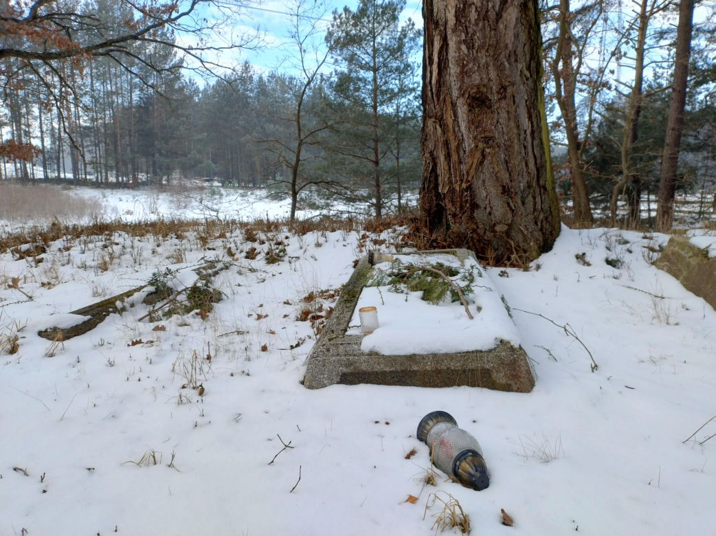 Mroczna tajemnica grobowca na Kaszubach. Należy do rodziny związanej z masonerią
