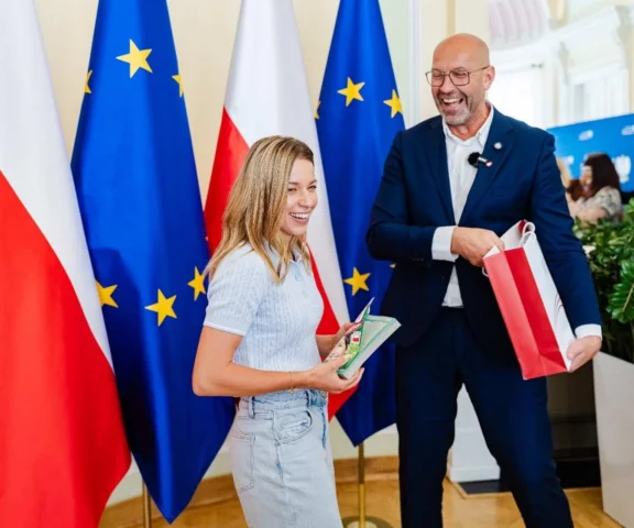 Rząd nagrodził Maję Chwalińską za finał Roland Garros. Minister przekazał ogromne wsparcie