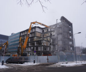 Rozbiórka słynnego budynku UW na Mokotowie