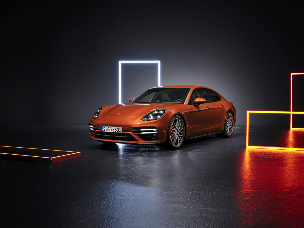 (2020) Porsche Panamera po liftingu 
