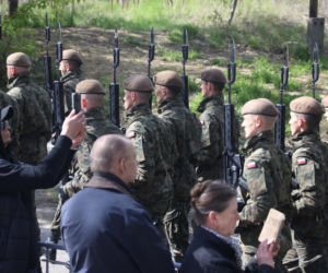 Ból, rozpacz, łzy. Poruszające sceny na pogrzebie Łukasza Litewki