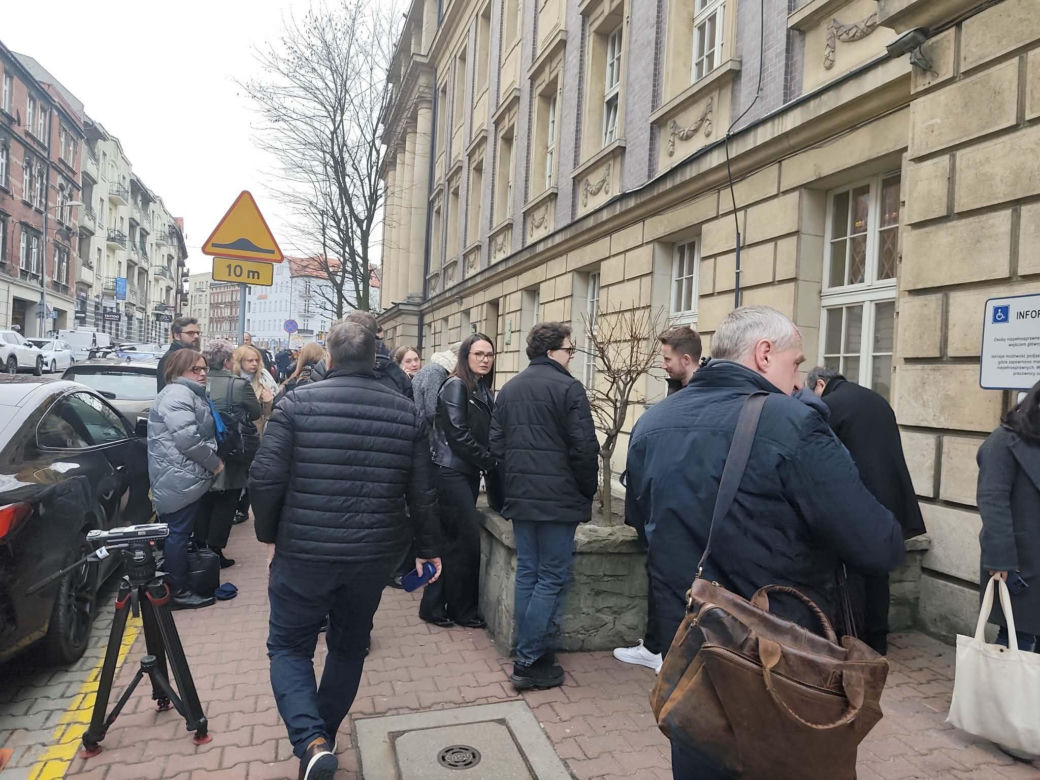 Ewakuacja sądu w Katowicach