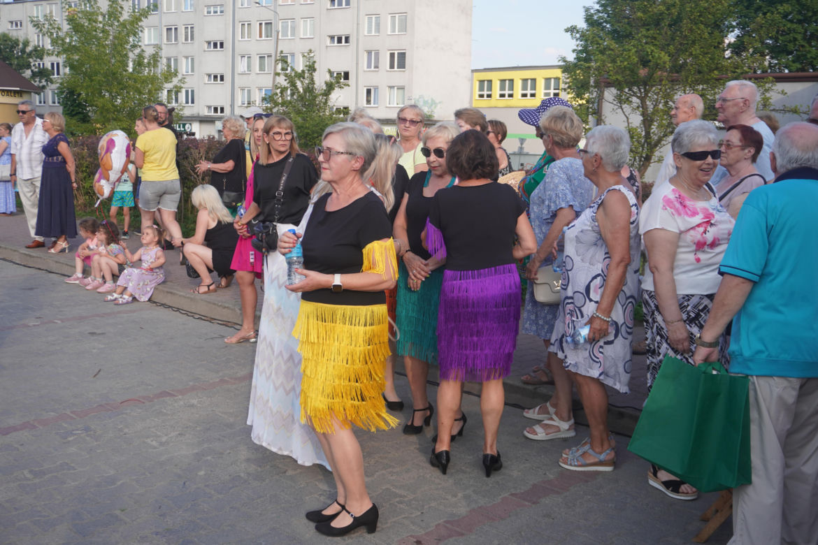 Dni Skarżyska-Kamiennej 2024. Potańcówka przed Miejskim Centrum Kultury