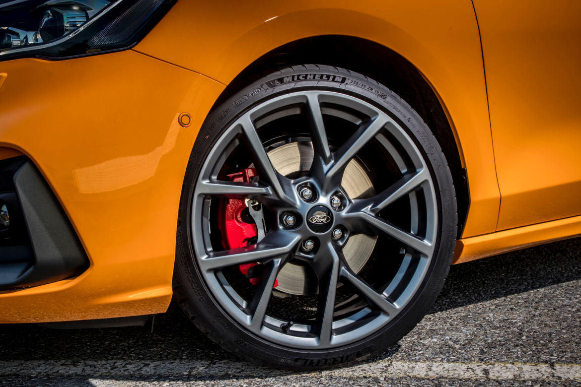 Ford Focus ST 2.3 EcoBoost 280 KM