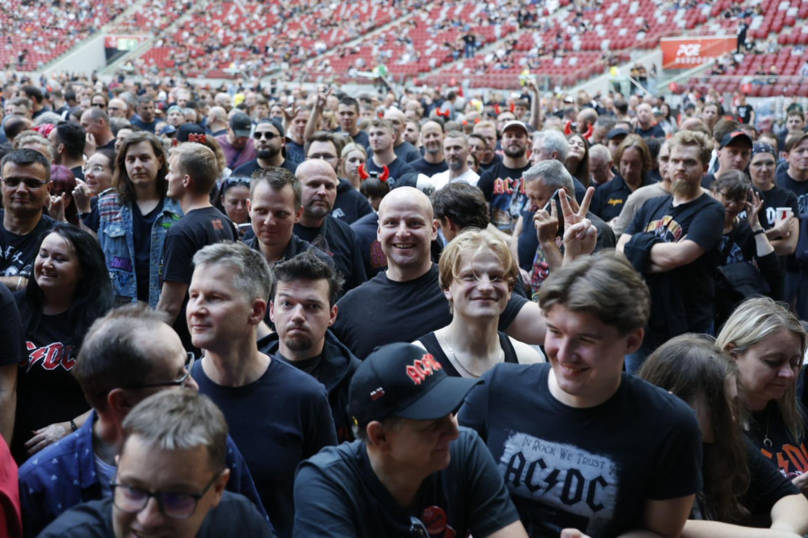 Koncert AC/DC w Warszawie (4.07.2025) - część pierwsza. Organizatorem koncertu jest Live Nation