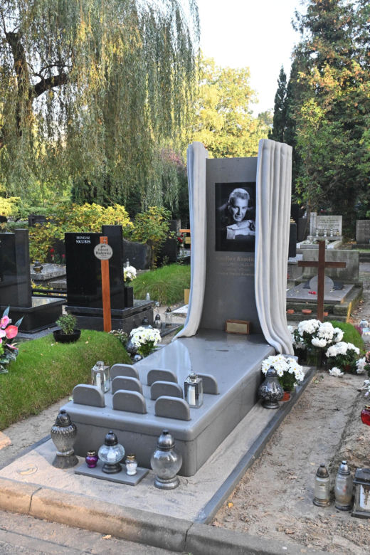 Grób Emiliana Kamińskiego jest nie do poznania! 