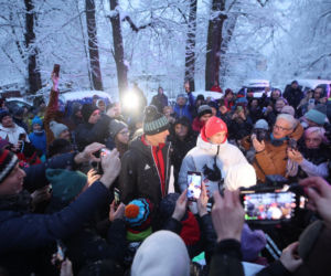 Kacper Tomasiak powitany po IO w rodzinnych stronach