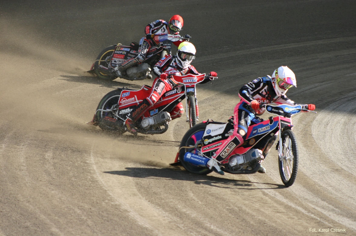 Zaplecze Kadry Juniorów na Motoarenie. Młodzieżowcy rywalizowali w Toruniu - dzień 2