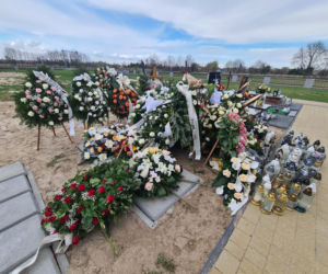 Jadachy. Małżeństwo zginęło pod pociągiem. Spoczęli w jednym grobie [GALERIA]