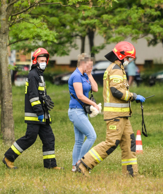 Dziewczynka wypadła z balkonu we Włocławku. Ojciec miał 1,7 promila