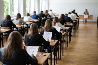 Jak napisać list po angielsku? Egzamin ósmoklasisty z angielskiego 2026 [13.05.2026]