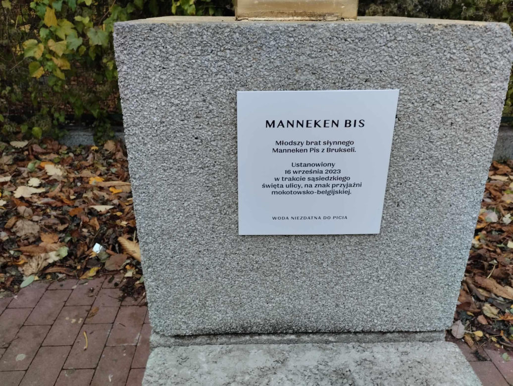 Mieszkańcy ustawili na swojej ulicy rzeźbę sikającego chłopca. To młodszy brat słynnego Manneken Pis