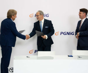 Toyota Motor Poland i PGNiG podpisały umowę. W Polsce powstanie pierwsza stacja tankowania wodorem.